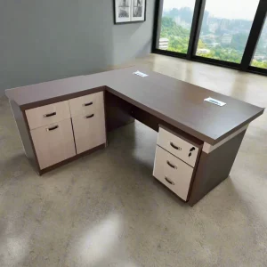 1.6_Meter_Executive_Table