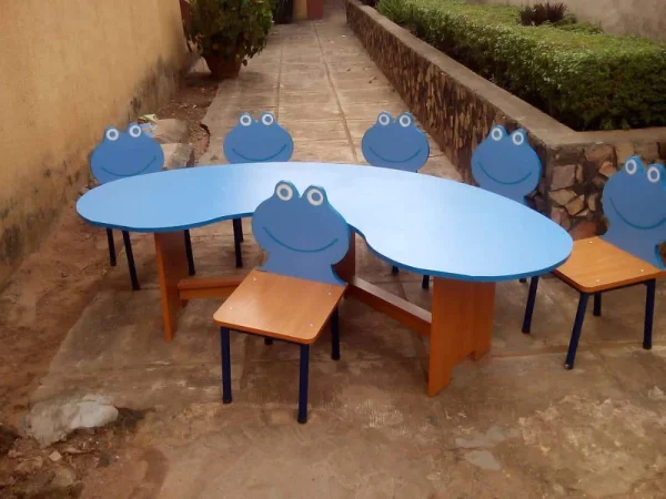 6-Seat-kidney-activity-table-TRN-21
