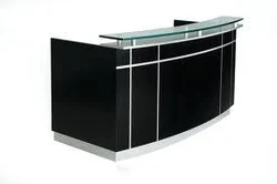 U-shaped-corporate-reception-table-250×250